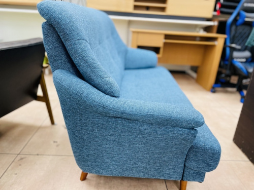 ノーチェの3人掛けソファ