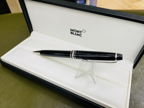 メンズファッションのMONTBLANC