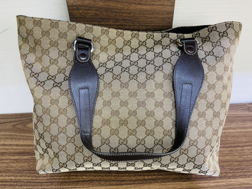 GUCCIのグッチ