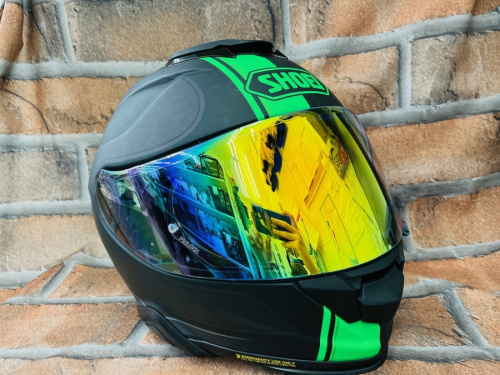 アウトドア用品のバイク用ヘルメット