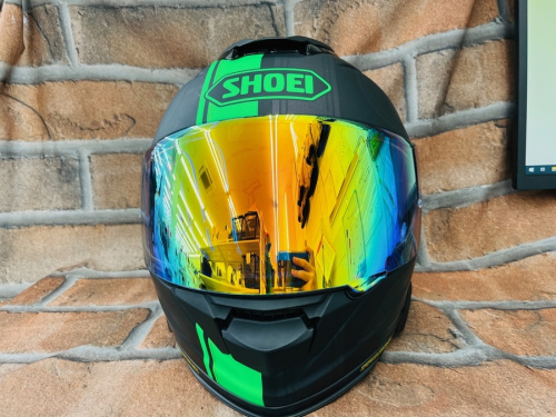 バイク用ヘルメットのSHOEI(ショウエイ)