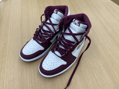 ハイカットスニーカーのAIR JORDAN1