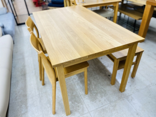 家具のダイニングセット