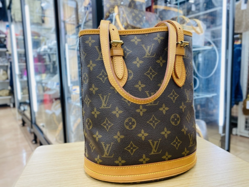 ブランド・ラグジュアリーのLOUIS VUITTON