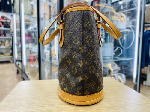 LOUIS VUITTONのモノグラム