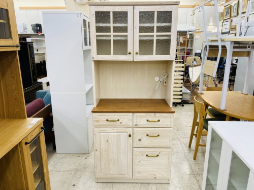 カップボード・食器棚のレンジボード