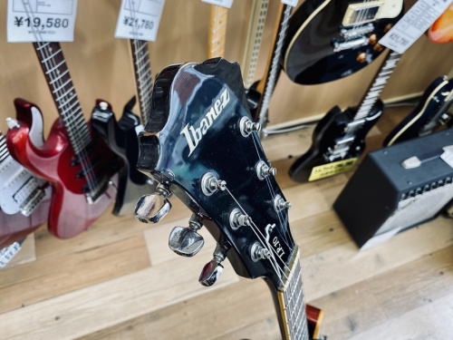 セミアコのibanez