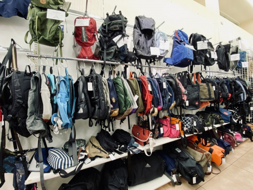 ブランドの家具