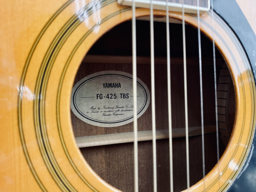 90年代モデルのYAMAHA (ヤマハ) FG-425 買取入荷しました