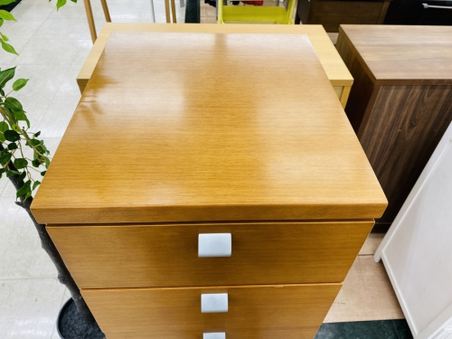 チェストのカリモク