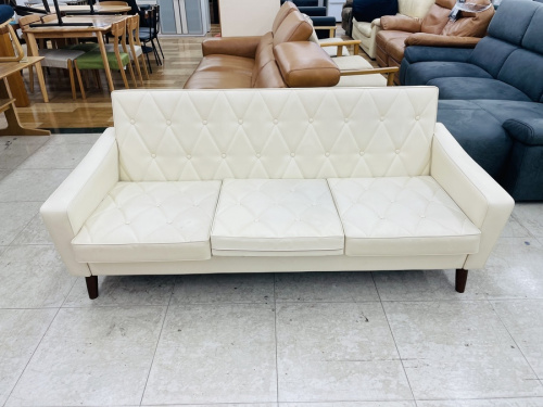 ソファのkarimoku