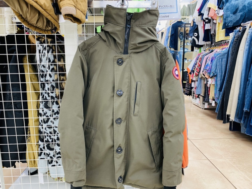 アウターのシャトーパーカ