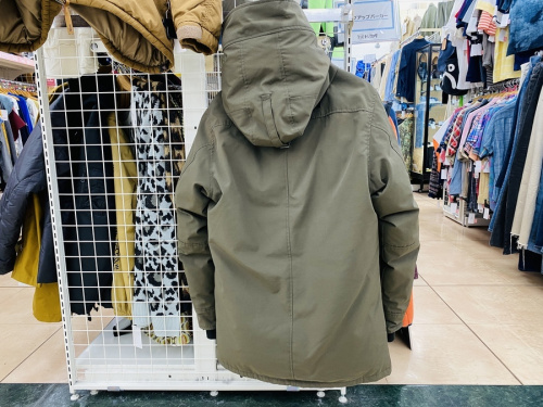 シャトーパーカのダウンコート