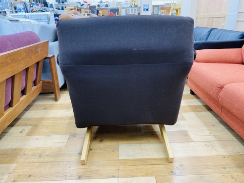 1シーターのハイバックリクライニング