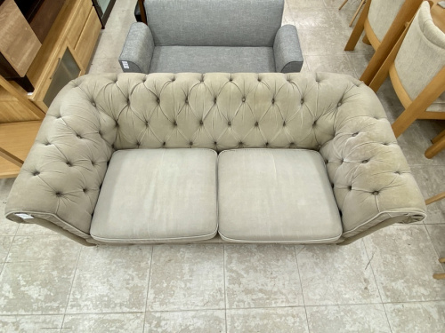 ソファのknot antiques
