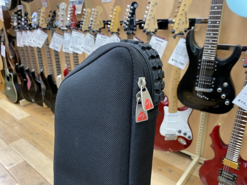 FENDERのフェンダー