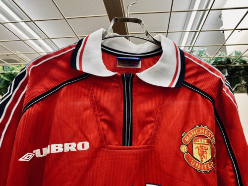 マンチェスターユナイテッド 1998-2000 SHARPスポンサー期のホーム