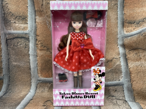 ドールのファッションドール