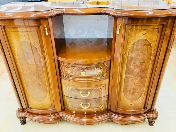 イタリア製、象嵌細工のサイドボードが買取入荷！【摂津店】｜2018年02