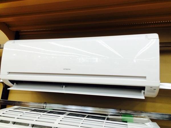 トレファク摂津店】HITACHI (日立)の2015年製ルームエアコン入荷しました！
