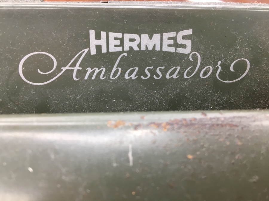実働品　HERMES 9 エルメスタイプライター　フランス語　カスタムカラー Yahoo!オークション -「タイプライター hermes」の落札相場