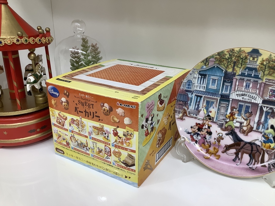 ディズニー　SWEETベーカリー　リーメント　食玩 ミッキー＆ミニー SWEETベーカリー：商品案内 | 株式会社リーメント