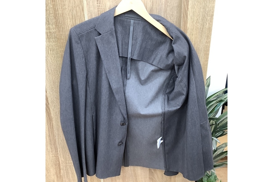 KAZUYUKI KUMAGAI ATTACHMENT テーラードジャケット 楽天市場】kazuyuki kumagai テーラードの通販