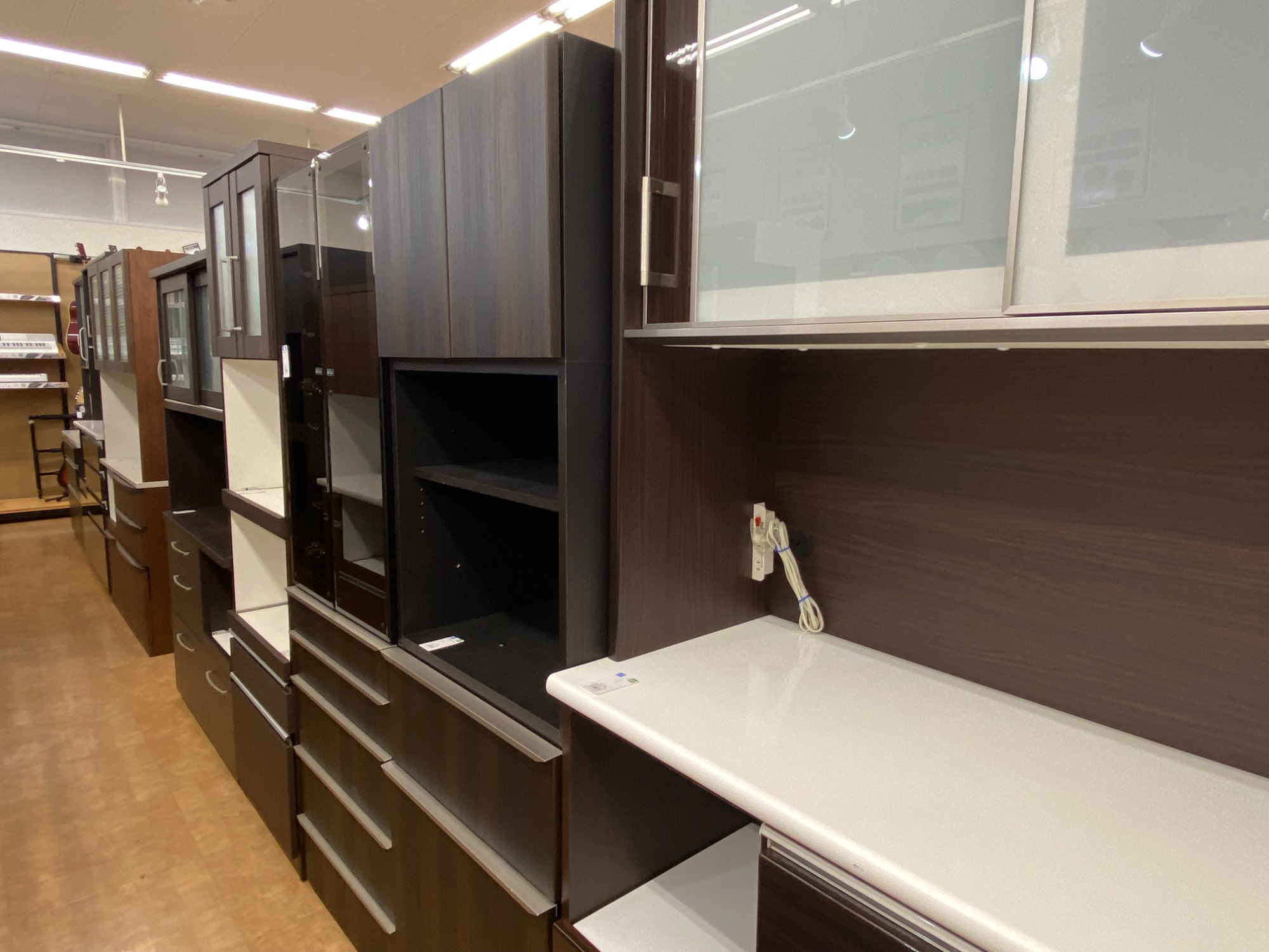 【トレファク摂津店】土井インテリア3枚扉レンジボード入荷致しました！ 土井インテリア レンジボードが入荷！【南大沢店】｜2018年09月20日