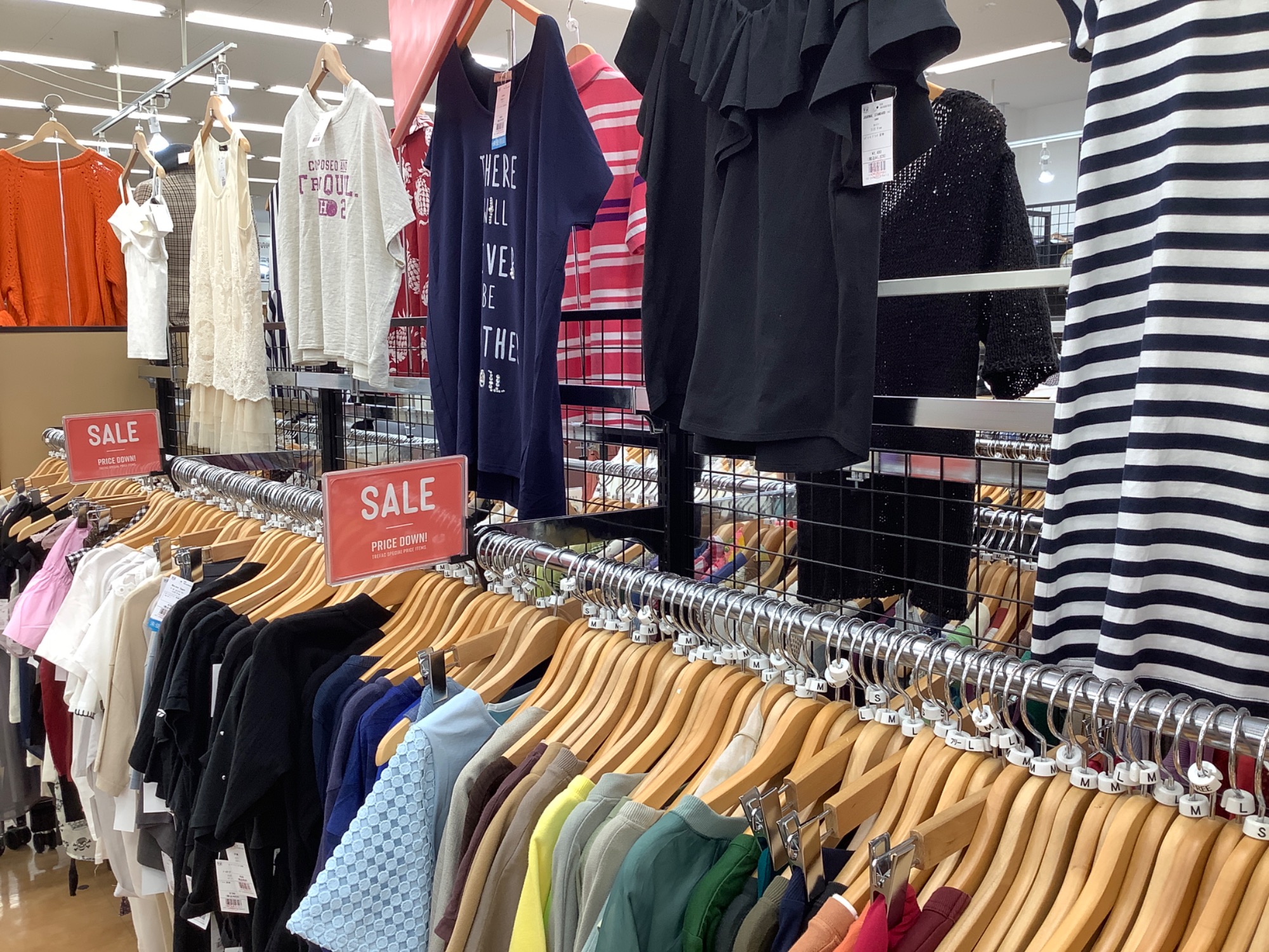 夏物衣類セール販売開始！！最大50％OFFとなっております。｜2024年07