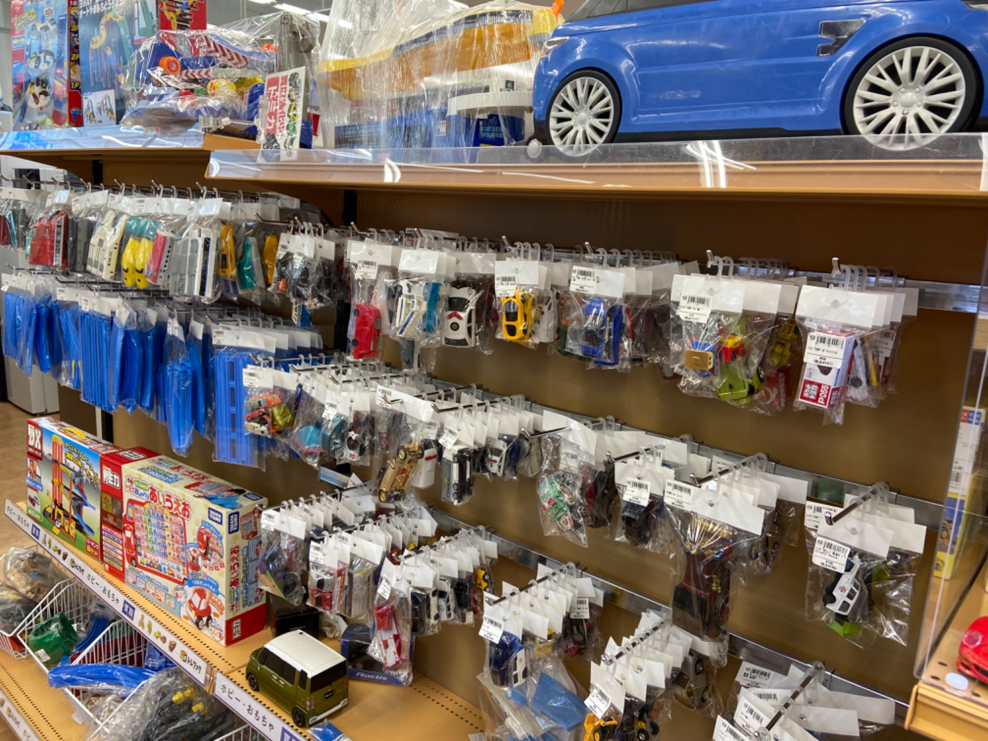 トレファク摂津店 店頭限定】 アイクラフトのハイチェスト入荷致しました！ - タンス、衣類収納