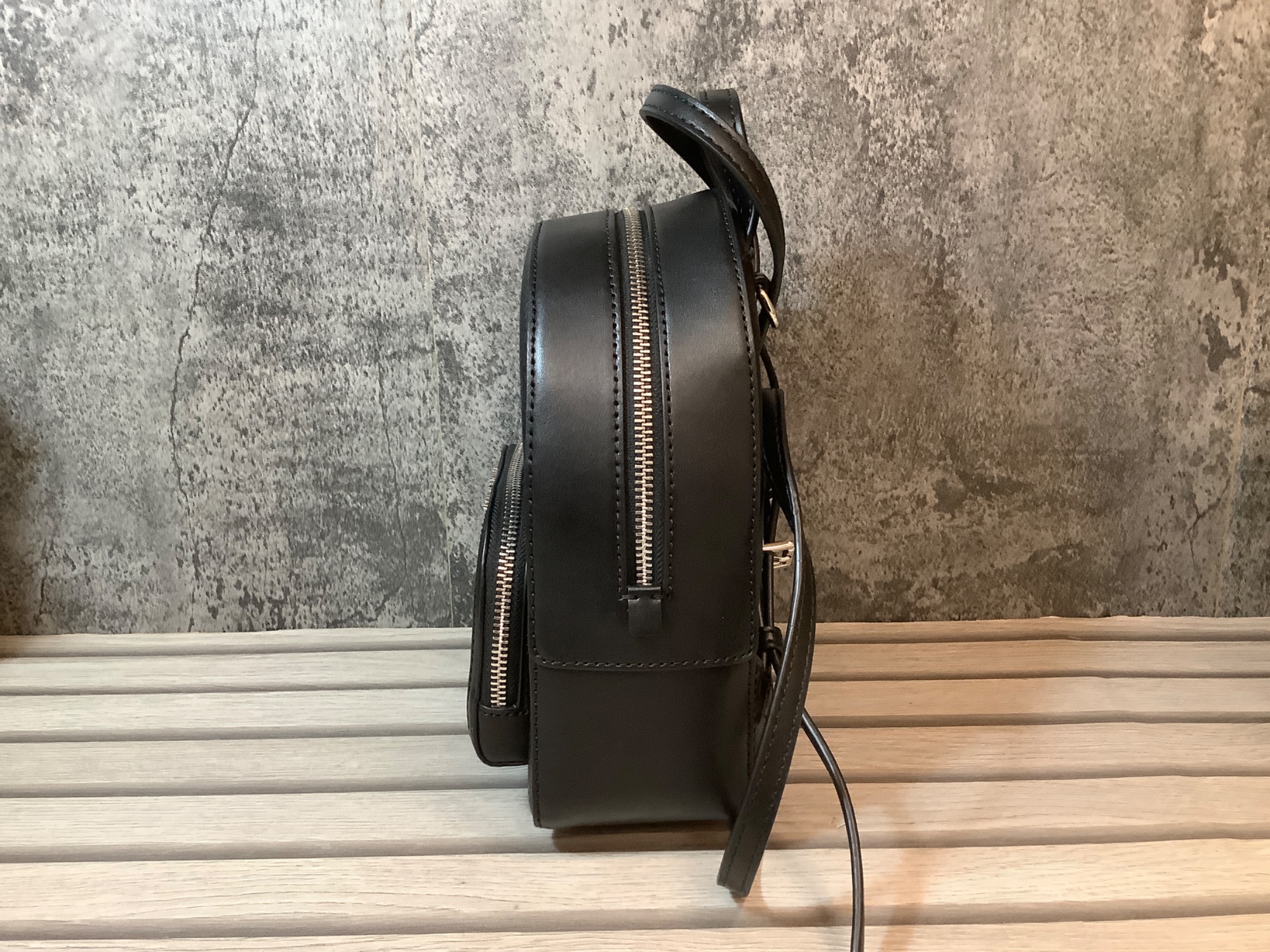 MICHAEL KORS ミニバックパック ブラック 新入荷！】MICHAEL