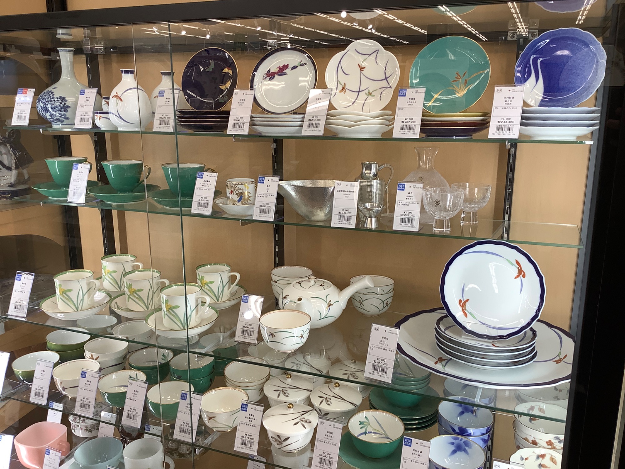 食器お持ち込み大歓迎☆】眠っている食器がございましたトレファクまで