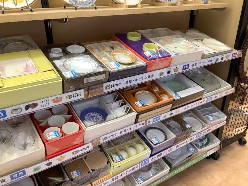 食器お持ち込み大歓迎☆】眠っている食器がございましたトレファクまで