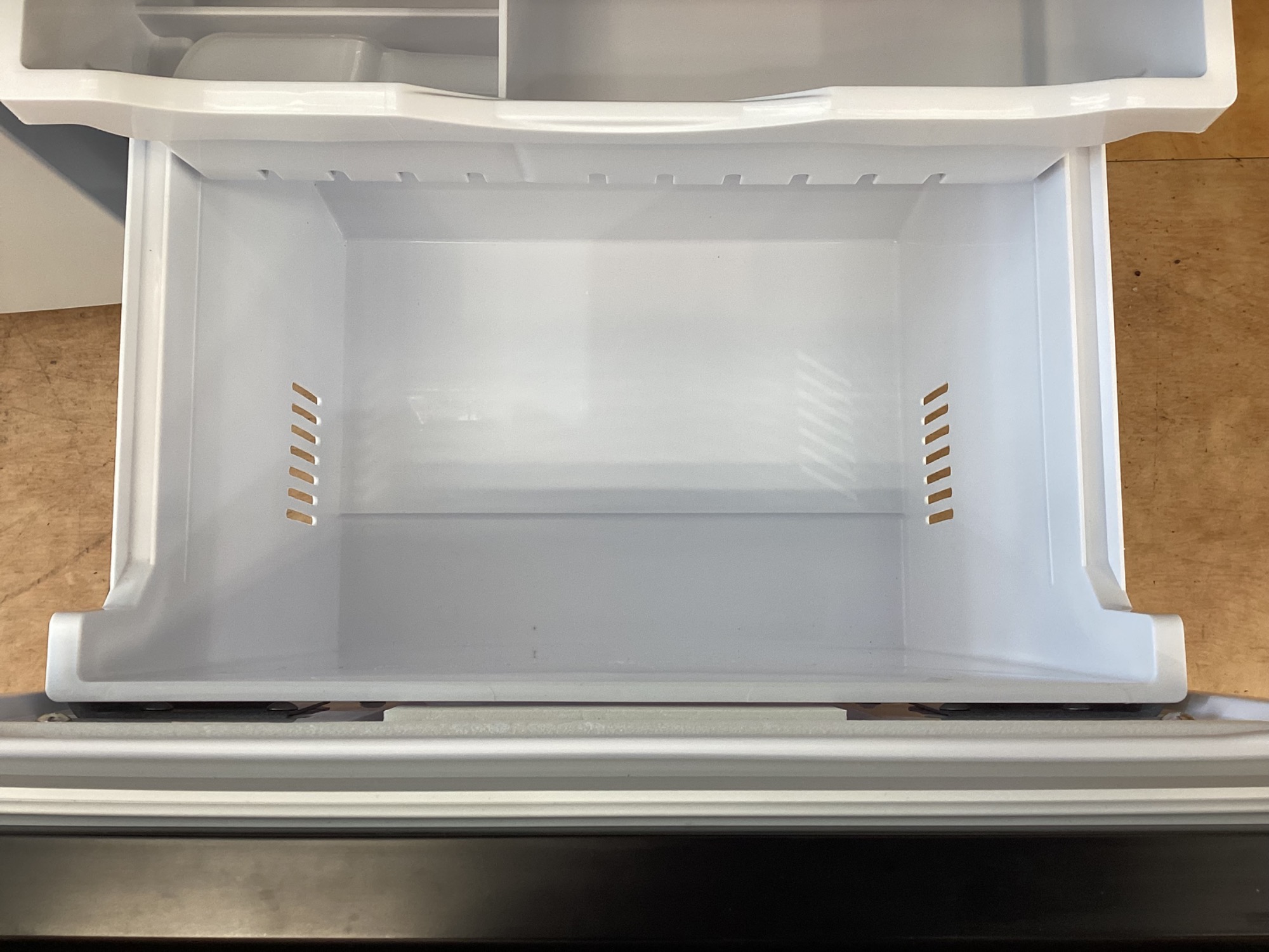 2021年 HITACHI 冷蔵庫 日立、ドアを開けると自動で撮影する「冷蔵庫カメラ」搭載の「まんなか