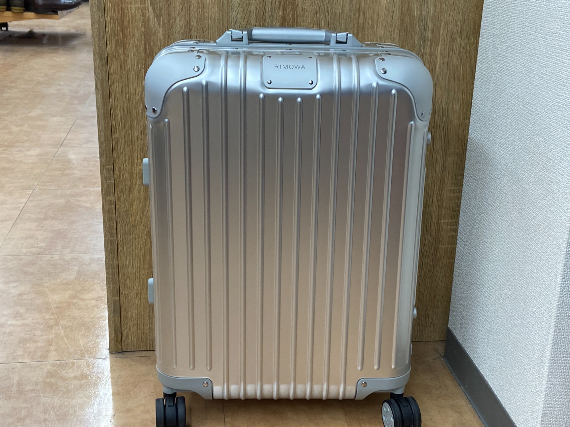 遂に！！入荷】RIMOWAキャリーバッグをご紹介！！｜2025年11月23日