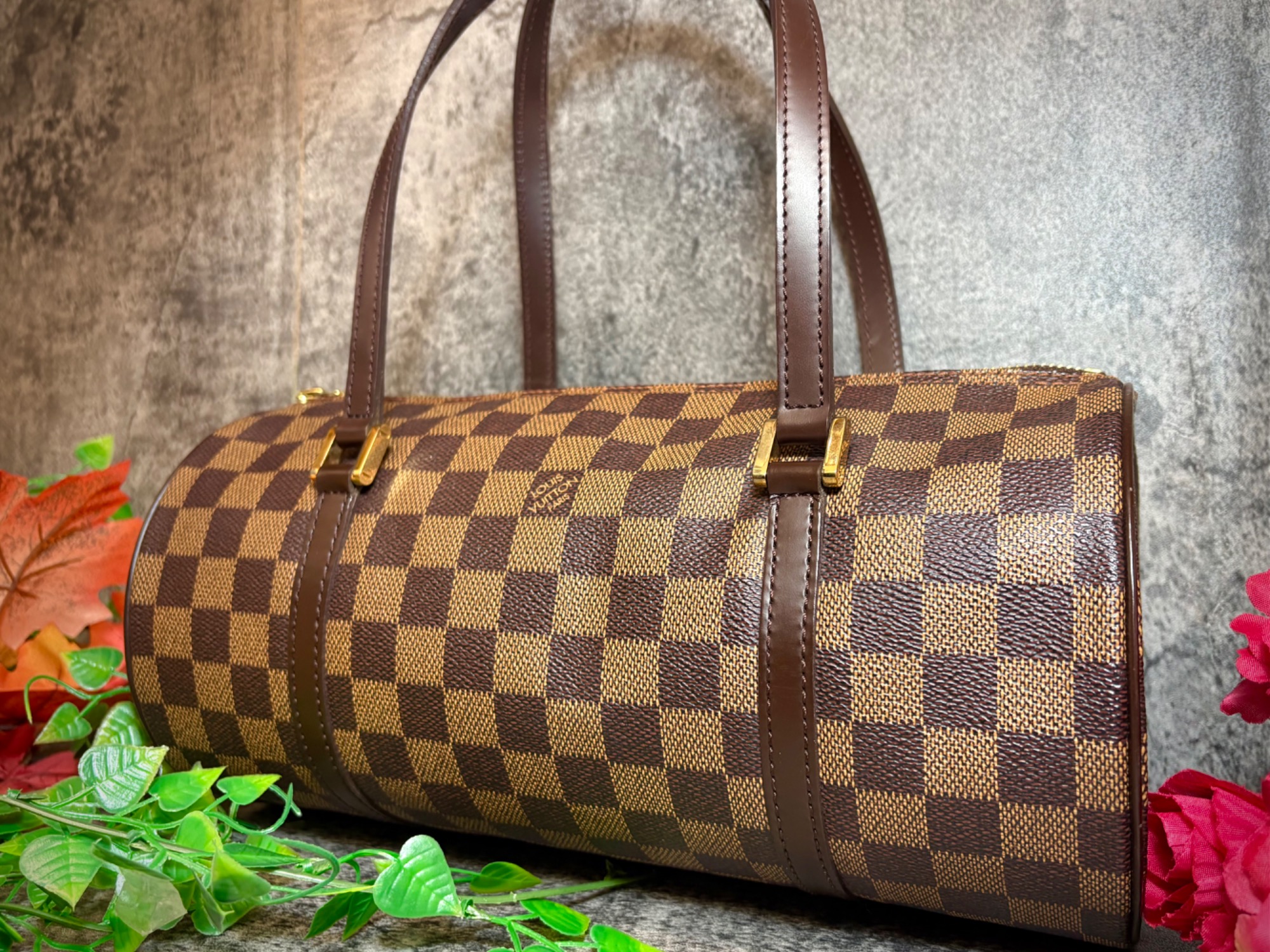 お手元に蝶のようなエレガントさを】”LOUIS VUITTON”ダミエのパピヨン