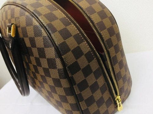 ¥ë¥¤¥ô¥£¥È¥ó¡ÊLOUIS VUITTON¡Ë¤Î¥ô¥£¥È¥ó¡¡Çã¼è