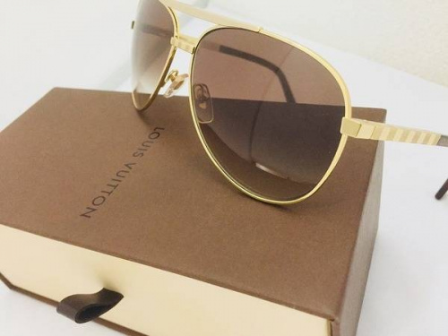 ブランド・ラグジュアリーのルイヴィトン(LOUIS VUITTON)