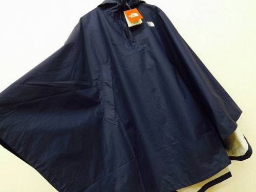 アウトドア用品のアウトドアウェア