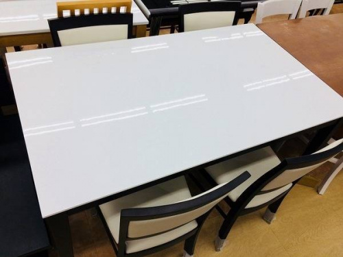 家具のダイニングセット