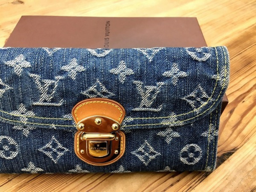 ブランド・ラグジュアリーのLOUIS VUITTON