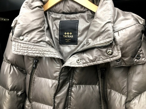 ダウンジャケットの古着 買取 摂津
