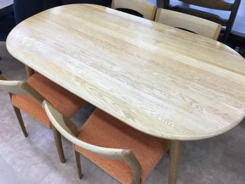 家具のダイニングセット