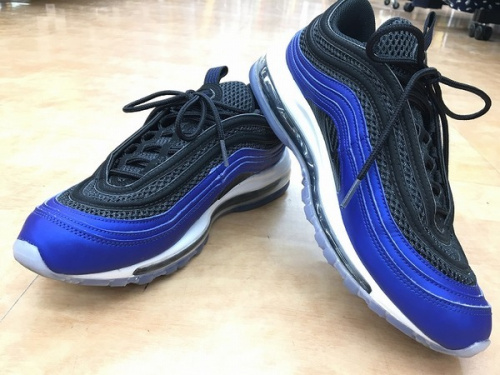 スニーカー　買取　大阪のNIKE買取　大阪