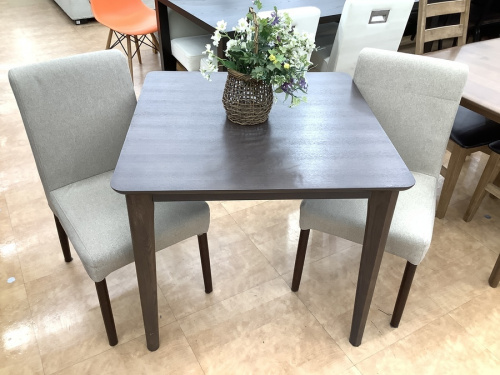 家具のダイニングセット