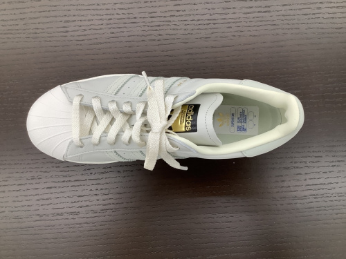 アディダスの関西　中古