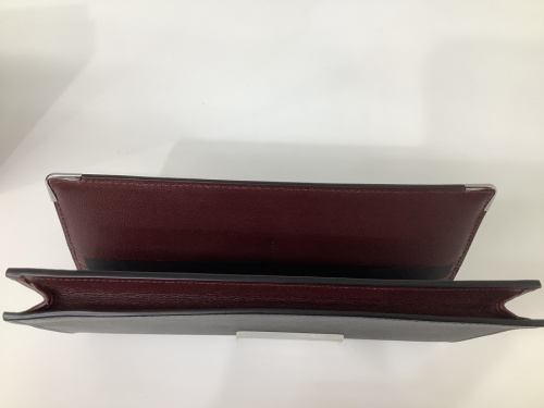 長財布のCartier(カルティエ)