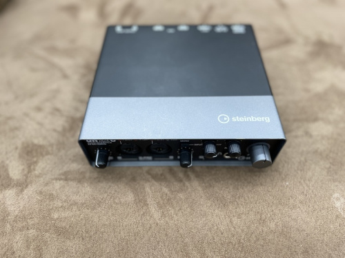 STEINBERG スタインバーグのUR22C　ハイレゾ　歌い手