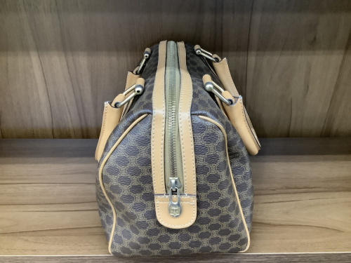 CELINEのセリーヌ