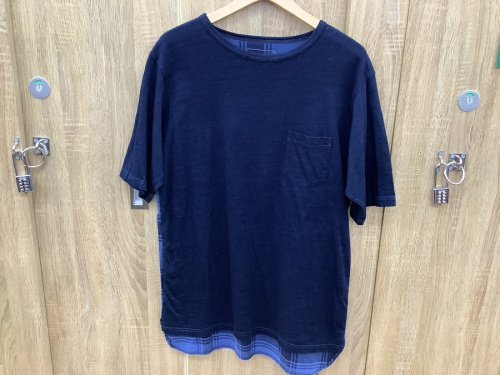 TシャツのSOPH